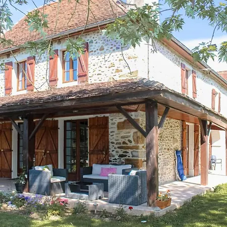 Ferienhaus Five-bedroom Holiday In