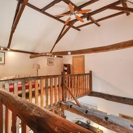 Five-bedroom Holiday In *